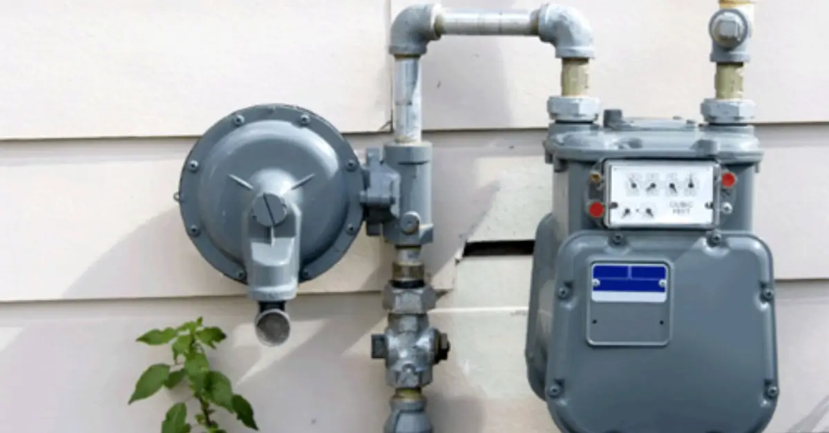 Pakistan Govt Announces LNG Flat Rate Scheme to Ease Energy Burden on Families
